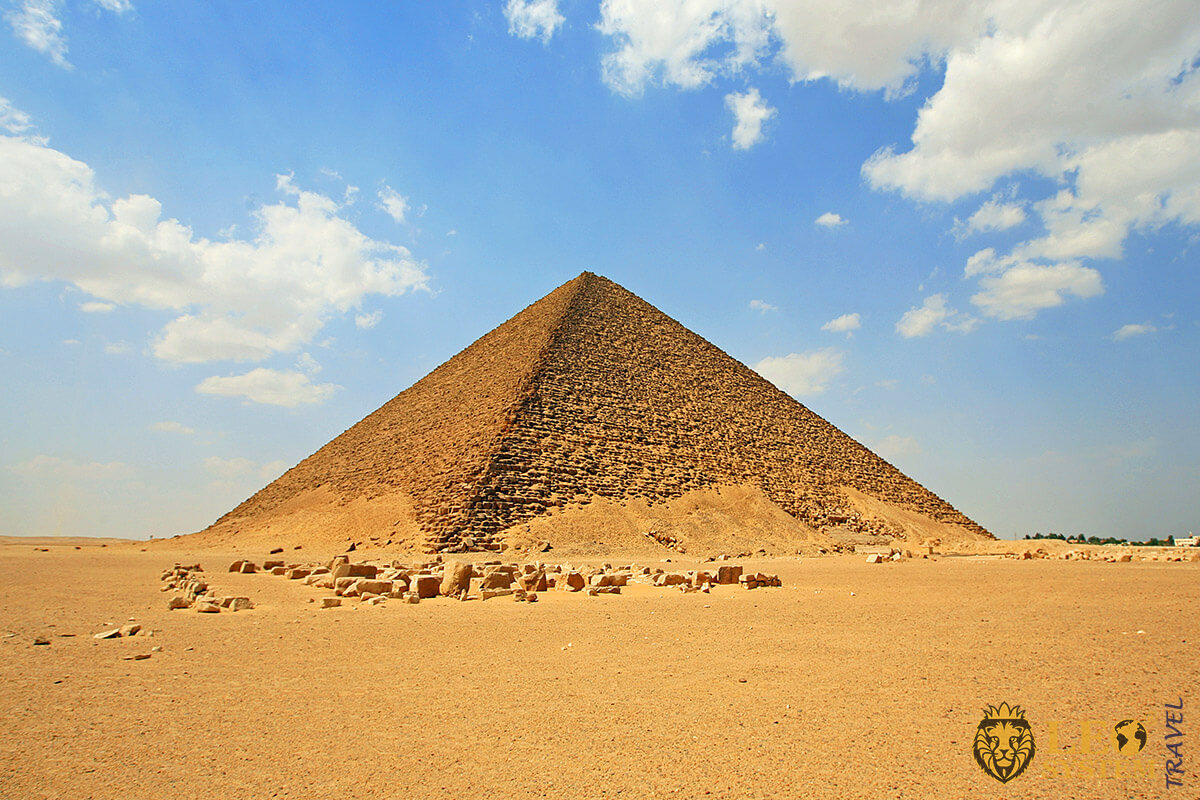 Panoramic view of the Red Pyramid