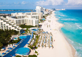 Travel to the City of Cancun, Mexico