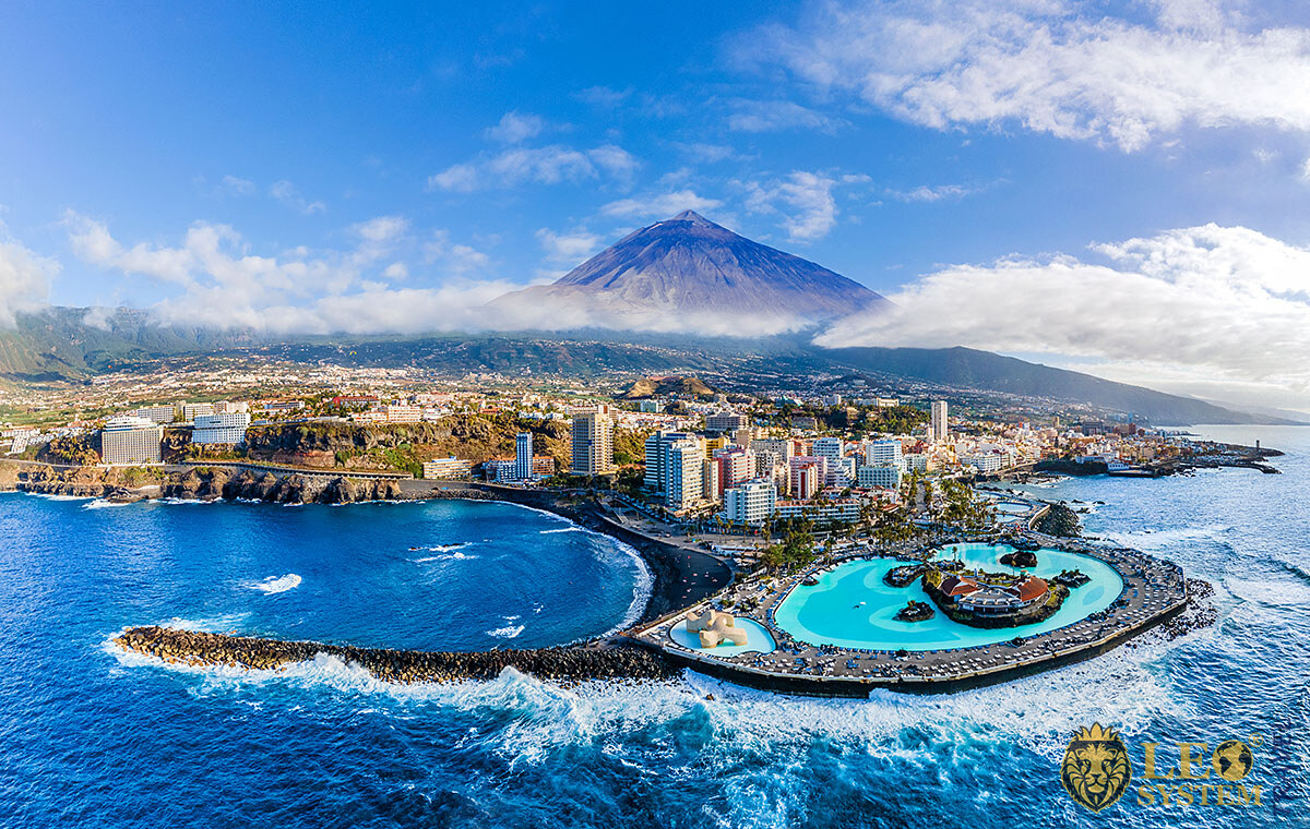 Gorgeous aerial view of the island of Tenerife