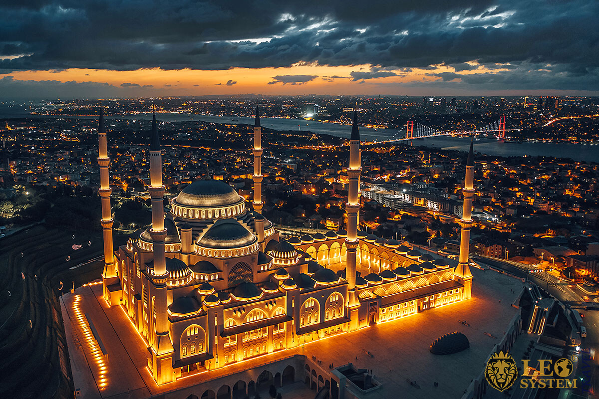 View at the time of sunset on the Camlica Mosque, Istanbul, Turkey