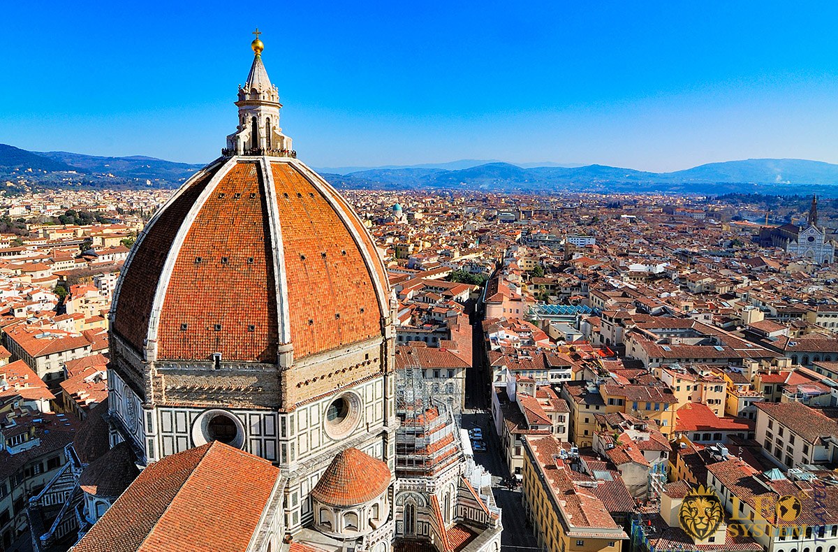 View of the Cathedral of Santa Maria del Fiore, Florence city