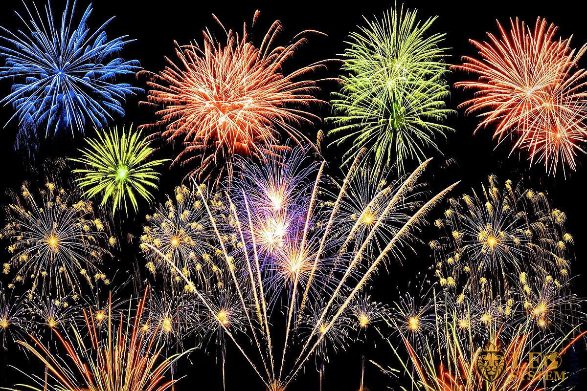 Image of bright fireworks at night